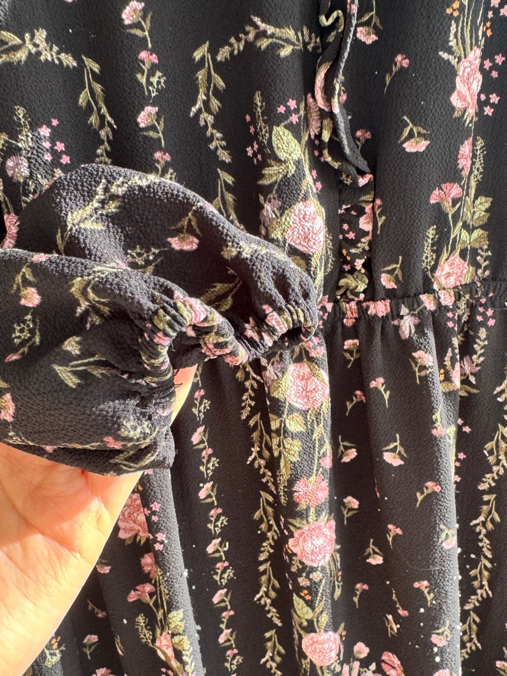 HM Divided Wild fable Black Dress with Pink Rose & Olive Green Leaves Size XS